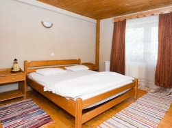 Hotel Pensiunea Sub Piatra - Aiud - poza 3 - travelro