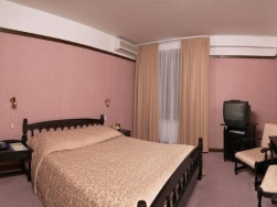 Hotel Continental - Targu Mures - poza 3 - travelro